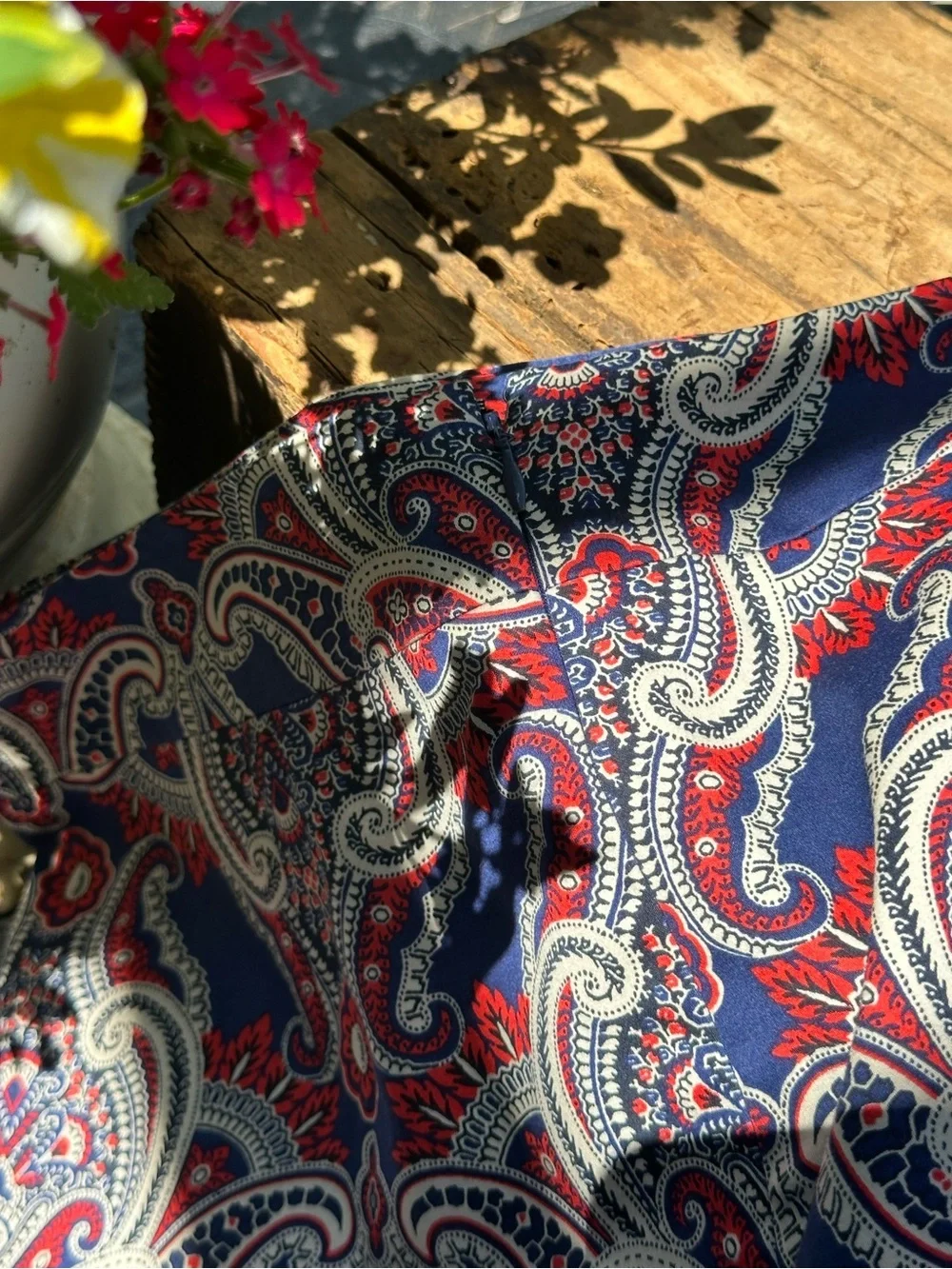 Ann Taylor Paisley Lined Skirt Navy Red Ivory Back Zip